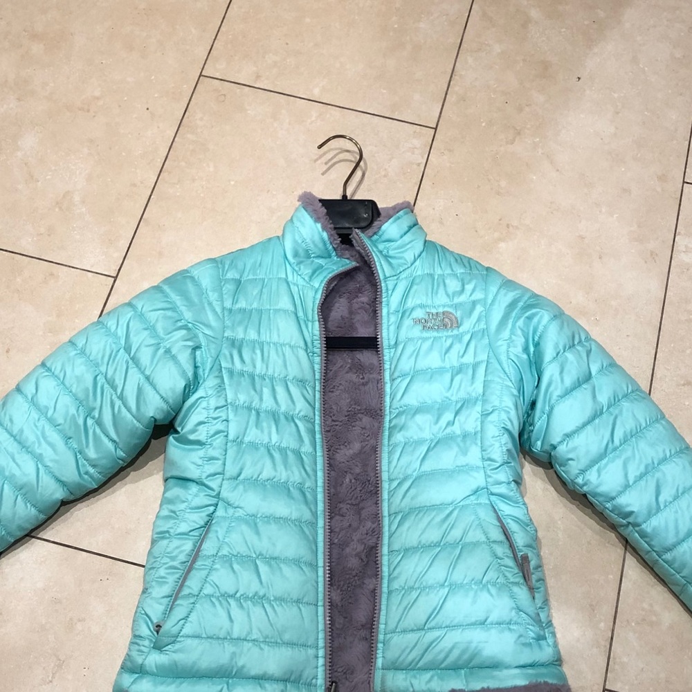 The North Face girls size 7-8 reversible jacket